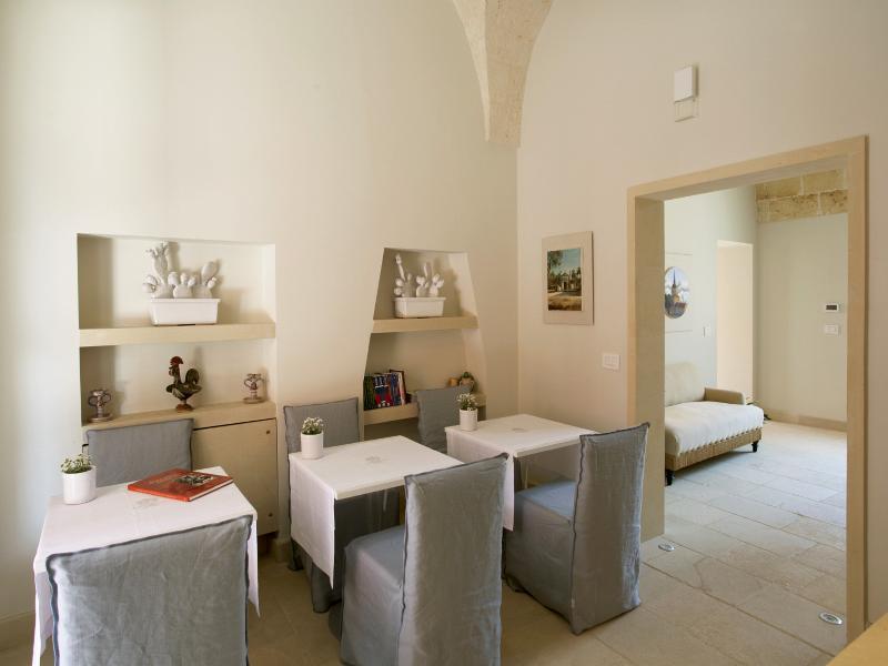 Donnenzo Bed and Breakfast Latiano Εξωτερικό φωτογραφία