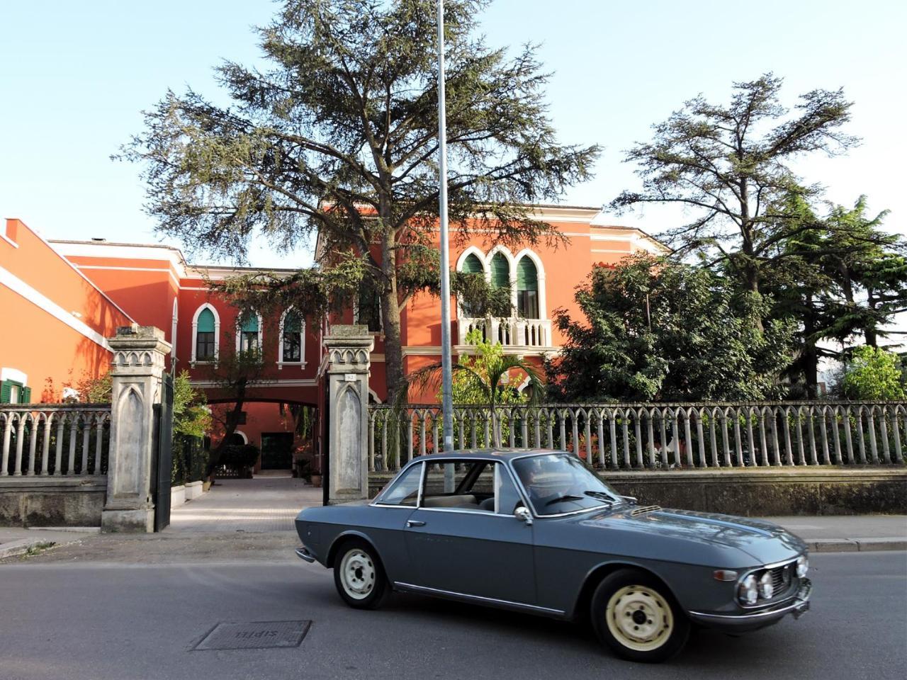 Donnenzo Bed and Breakfast Latiano Εξωτερικό φωτογραφία