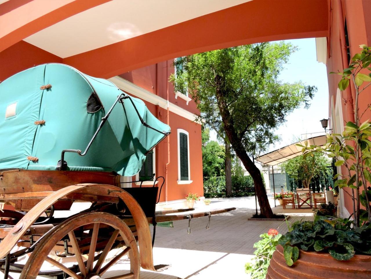 Donnenzo Bed and Breakfast Latiano Εξωτερικό φωτογραφία